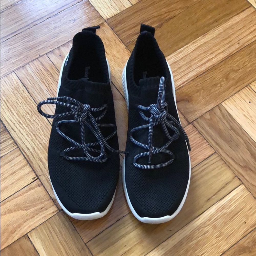 Women’s Black Knit Sneakers TMBL FlyRoam Go Knit